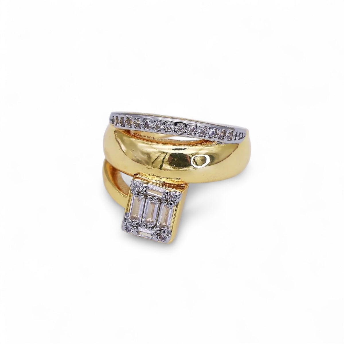 Nyomi Ring
